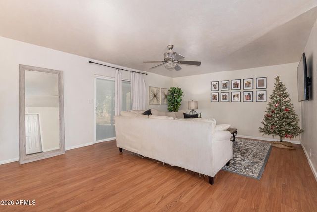 5515 N 62ND Drive, Glendale, AZ 85301