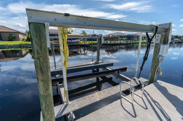 2219 SE 19 PL, Cape Coral, FL 33990