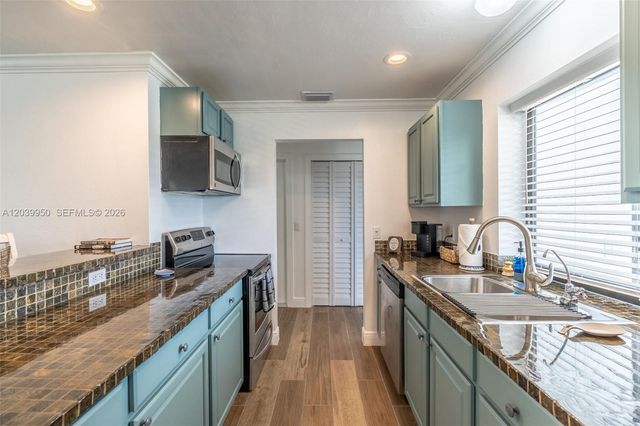 2219 SE 19 PL, Cape Coral, FL 33990