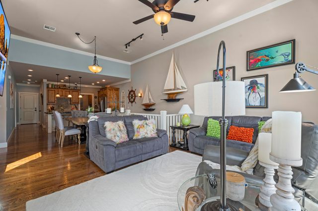 2371 Melody Point Circle, Grove, OK 74344