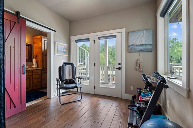 2371 Melody Point Circle, Grove, OK 74344