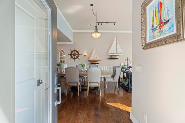 2371 Melody Point Circle, Grove, OK 74344