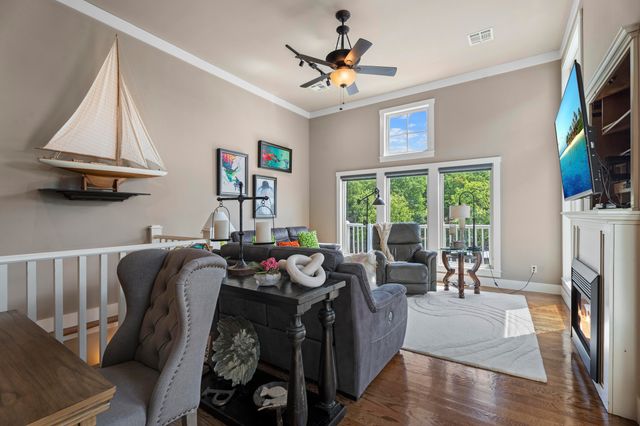 2371 Melody Point Circle, Grove, OK 74344