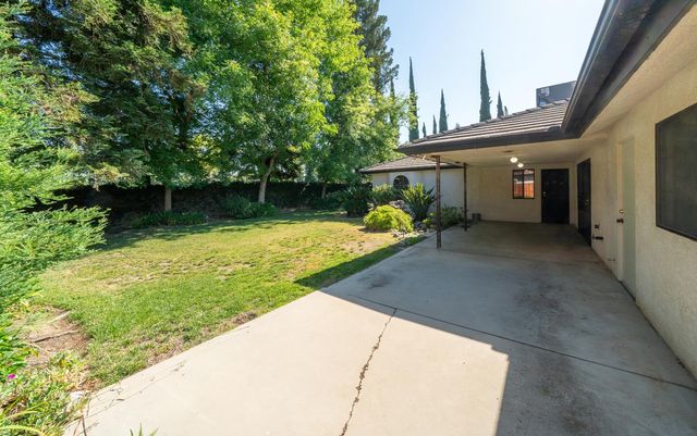 5156 W Minarets Avenue, Fresno, CA 93722