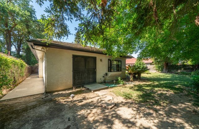 5156 W Minarets Avenue, Fresno, CA 93722