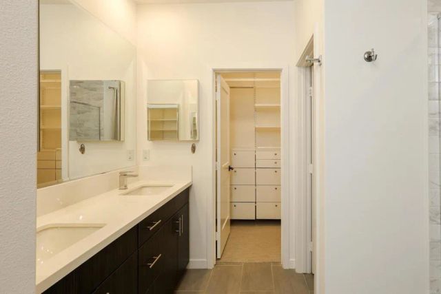 2814 Via Alta, San Diego, CA 92108