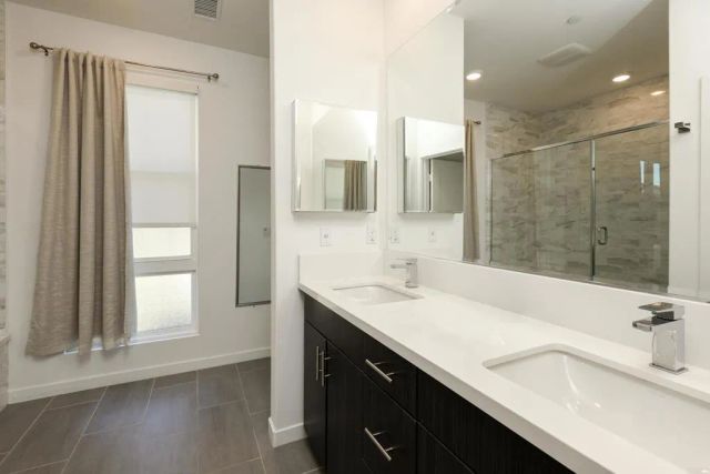 2814 Via Alta, San Diego, CA 92108