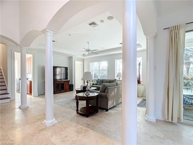 2840 Coco Lakes DR, Naples, FL 34105