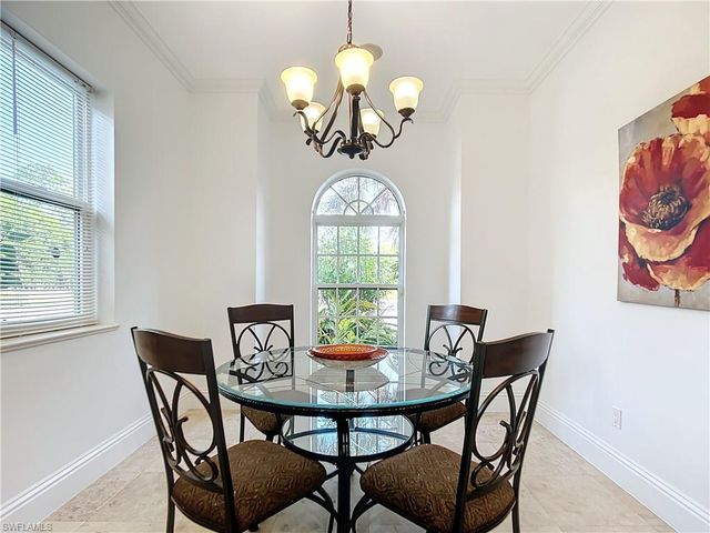 2840 Coco Lakes DR, Naples, FL 34105