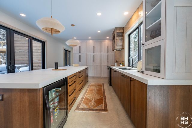 44 Lambs Way, Lake Placid, NY 12946