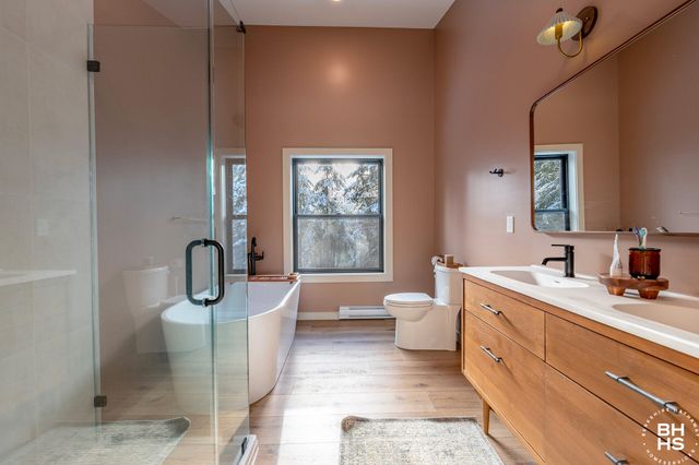 44 Lambs Way, Lake Placid, NY 12946