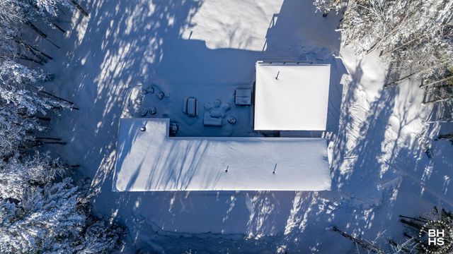 44 Lambs Way, Lake Placid, NY 12946