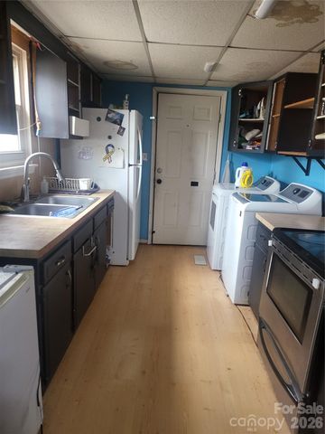 3231 Douglas Way Lane, Lancaster, SC 29720