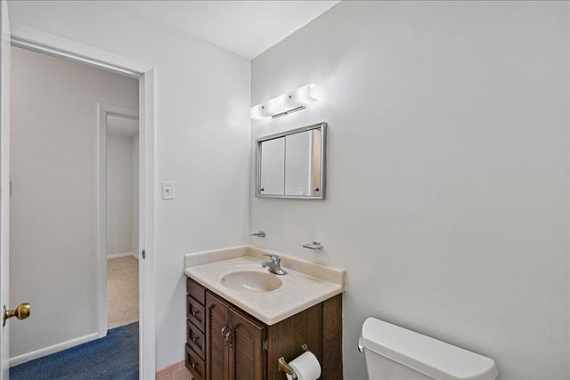 8 KERWOOD CT, Silver Spring, MD 20904