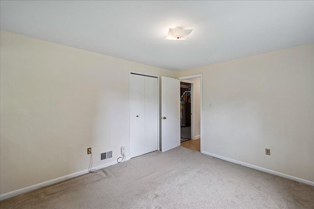 8 KERWOOD CT, Silver Spring, MD 20904
