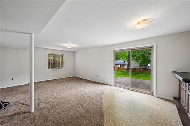 8 KERWOOD CT, Silver Spring, MD 20904