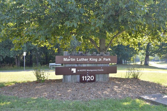 8 KERWOOD CT, Silver Spring, MD 20904