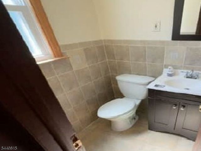 38 Porter Rd, West Orange Twp., NJ 07052