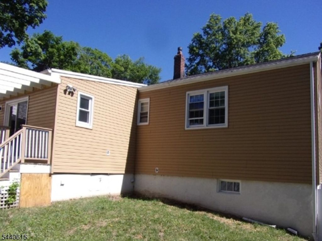 38 Porter Rd, West Orange Twp., NJ 07052 — photo 2