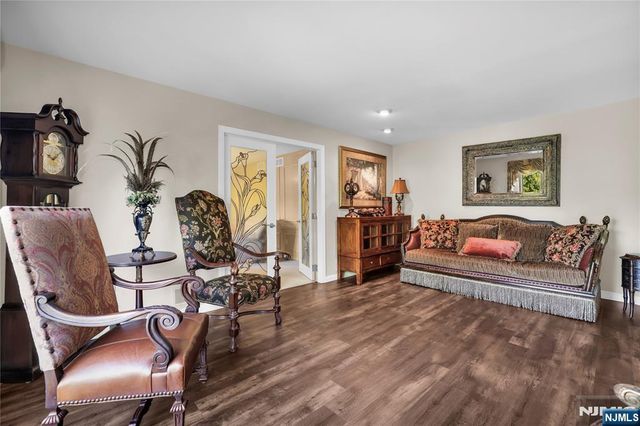 70 Forest Hills, Cedar Grove, NJ 07009