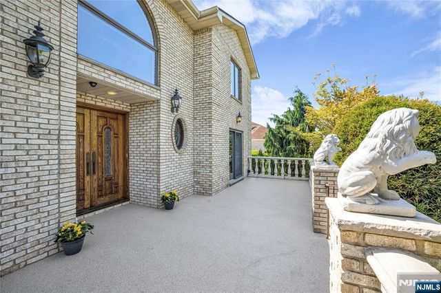 70 Forest Hills, Cedar Grove, NJ 07009