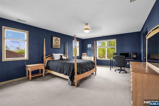 70 Forest Hills, Cedar Grove, NJ 07009