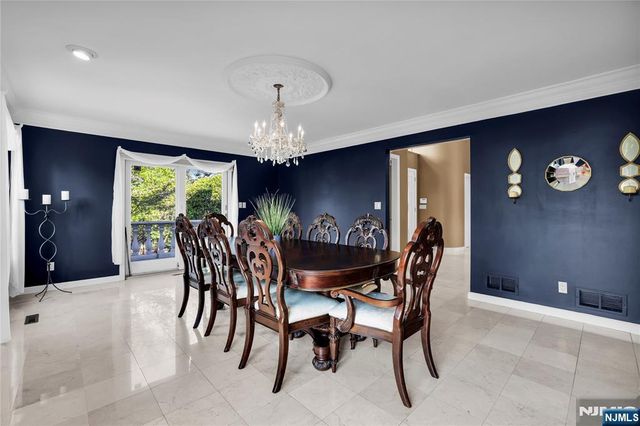 70 Forest Hills, Cedar Grove, NJ 07009