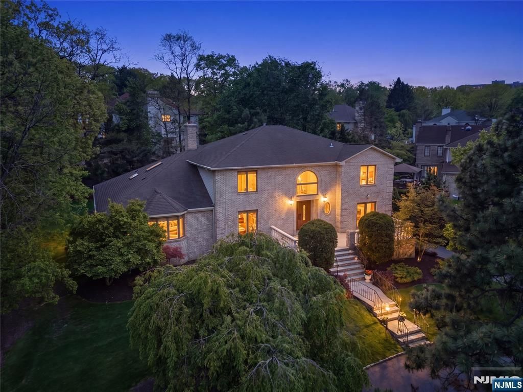 70 Forest Hills, Cedar Grove, NJ 07009