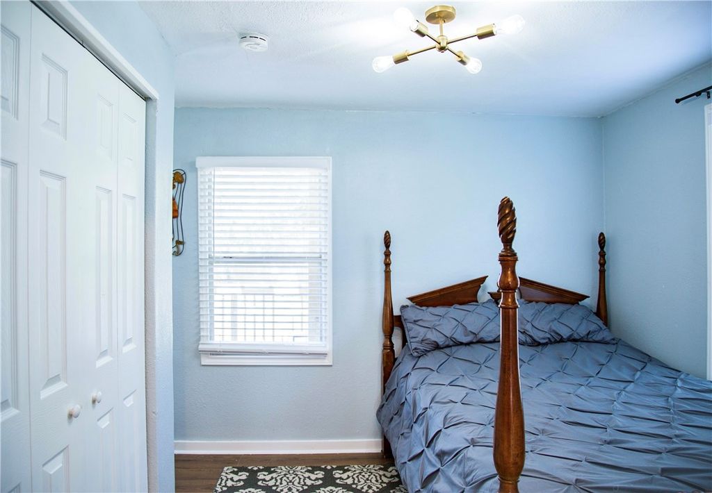 1318 N Mesquite St, Corpus Christi, TX 78401 — photo 4