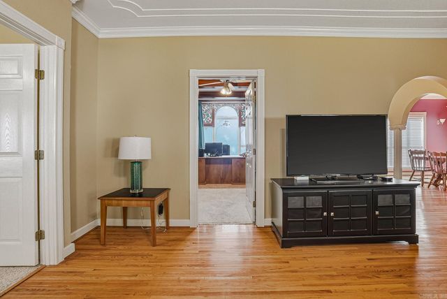 1427 Reynolds Road, Paragould, AR 72450