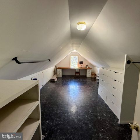 210 WINDY HILL RD, Downingtown, PA 19335