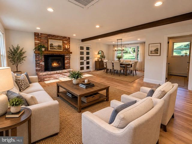 210 WINDY HILL RD, Downingtown, PA 19335