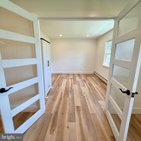 210 WINDY HILL RD, Downingtown, PA 19335
