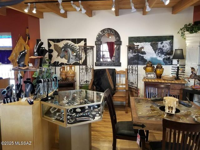 5 Hesselbarth Lane, Tubac, AZ 85646