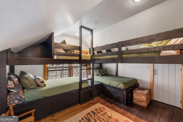 240 Mountain View Court, Ellijay, GA 30536