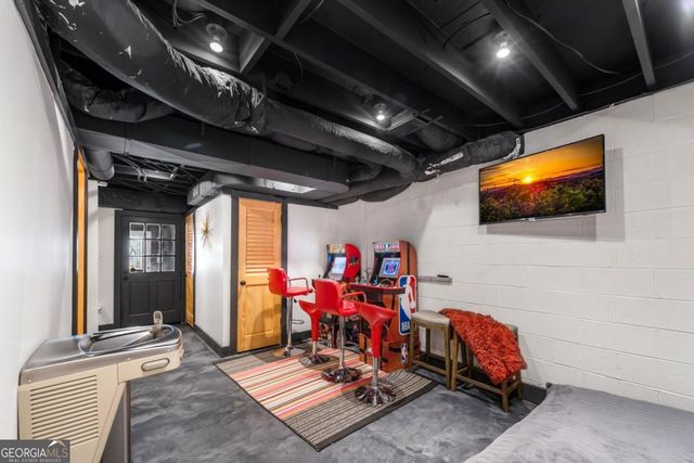 240 Mountain View Court, Ellijay, GA 30536