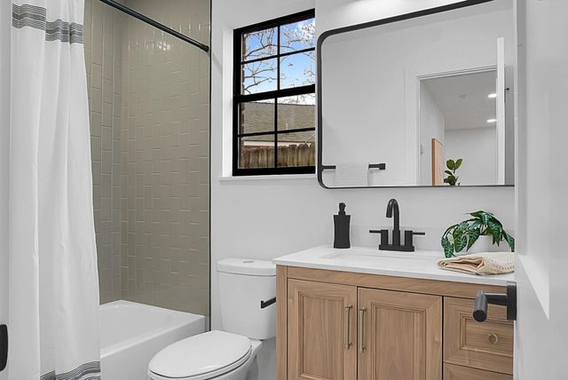 104 Iron Road, Summerville, SC 29486