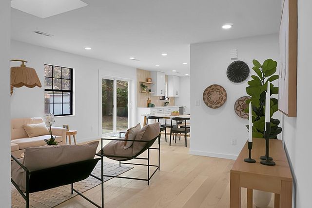 104 Iron Road, Summerville, SC 29486