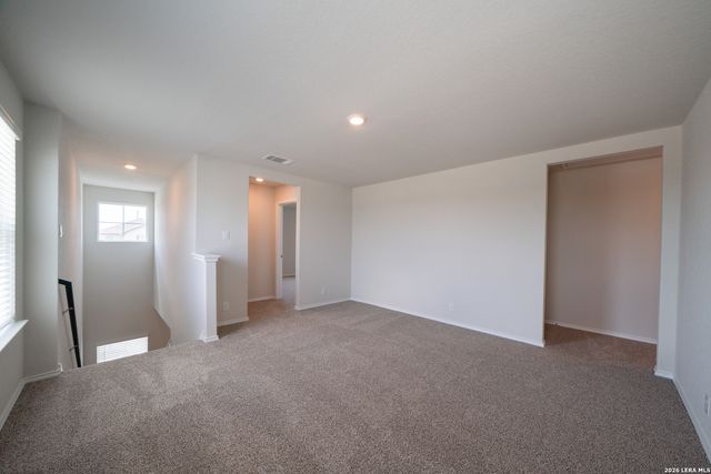 108 N Little Owl, San Antonio, TX 78253