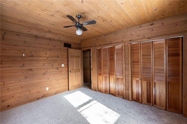 6803 E State Route YY Highway, Peculiar, MO 64078