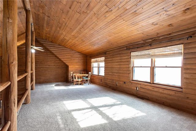 6803 E State Route YY Highway, Peculiar, MO 64078