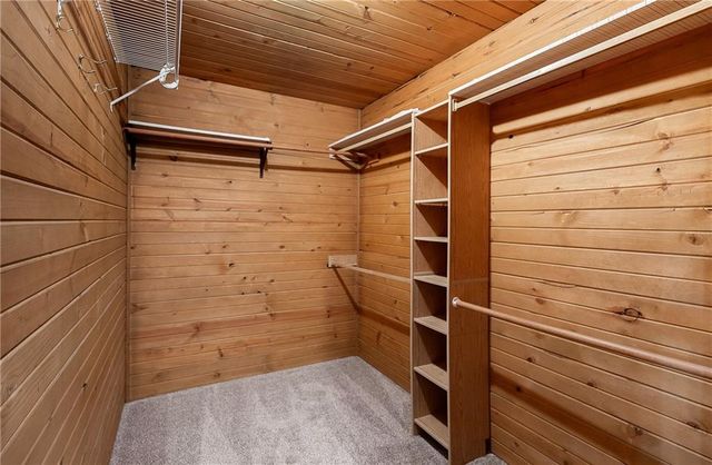 6803 E State Route YY Highway, Peculiar, MO 64078