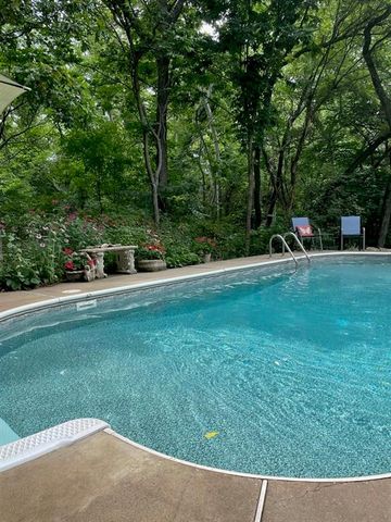 6803 E State Route YY Highway, Peculiar, MO 64078