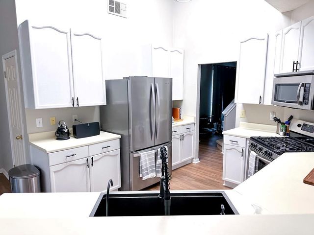 11321 Avering LN, Austin, TX 78754