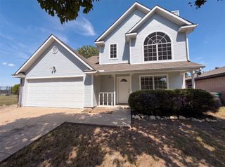 6604 N Chesterfield Drive, Fort Worth, TX 76179