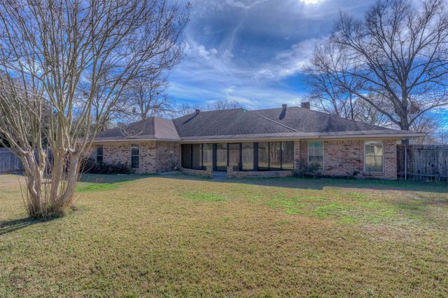 5407 Coach Road, Bossier City, LA 71111