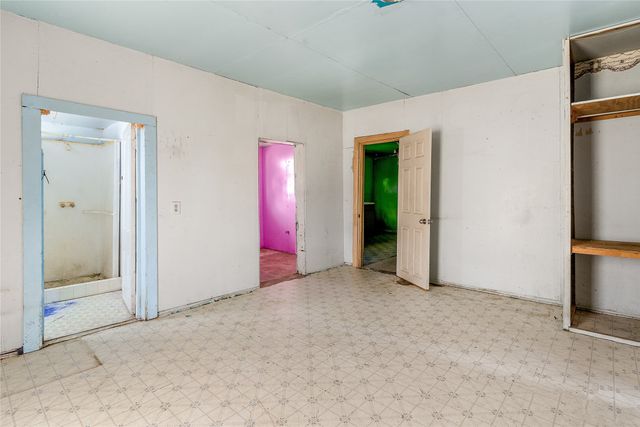 713 E College Street, Terrell, TX 75160