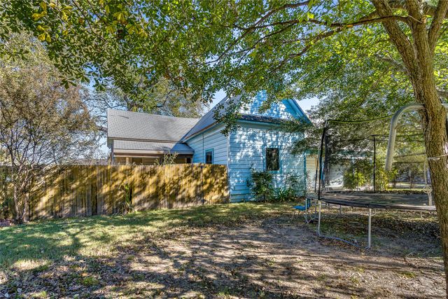 713 E College Street, Terrell, TX 75160