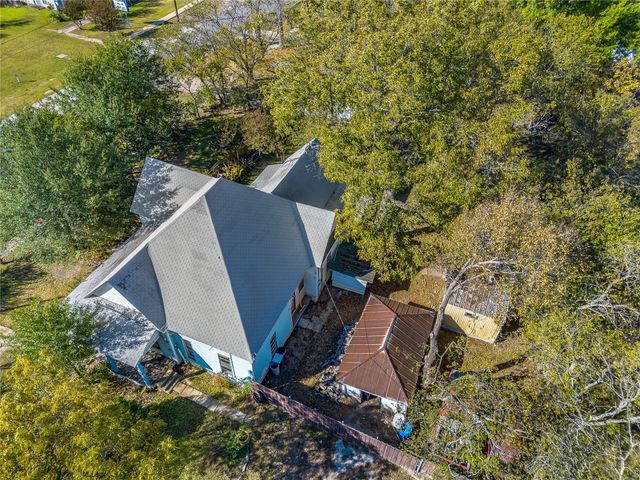 713 E College Street, Terrell, TX 75160