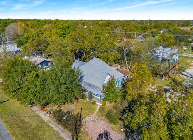 713 E College Street, Terrell, TX 75160